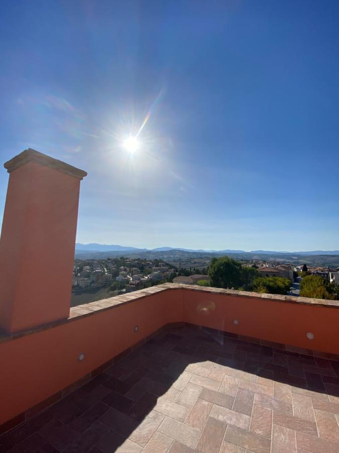B&B Terrazza Sul Borgo Mogliano Exterior foto